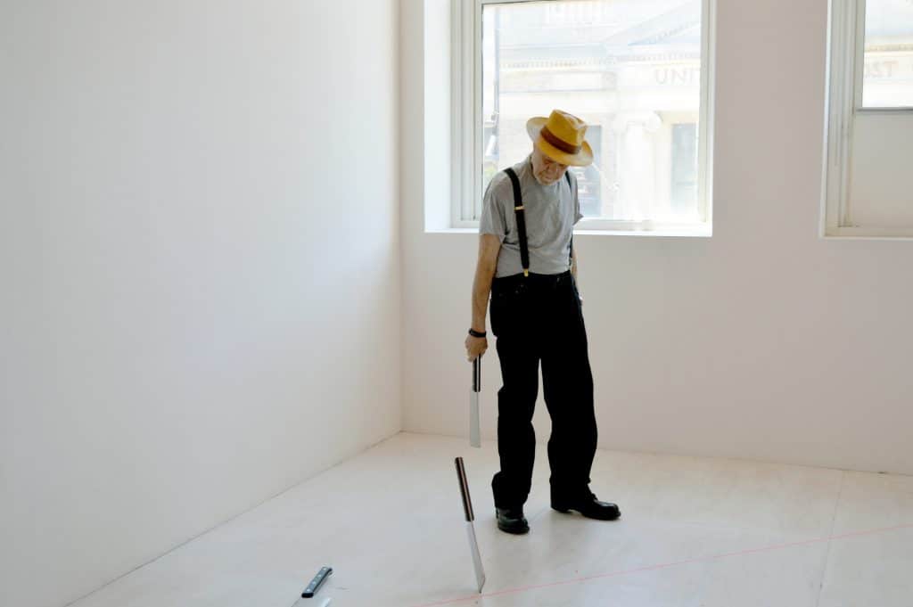 Barry Le Va installing Four (Cleaved Floor) at MoMA PS1 in New York in 2016 © Barry Le Va. Photo: C. J. Nolan, David Nolan Gallery, New York