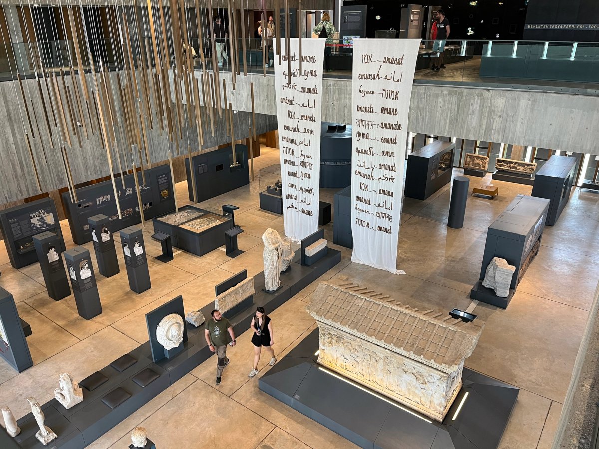 Emanet/Troy by Vuslat at the Museum of Troyin Çanakkale, Turkey is on show until 25 July 25 Photo: © Osman Çapalov