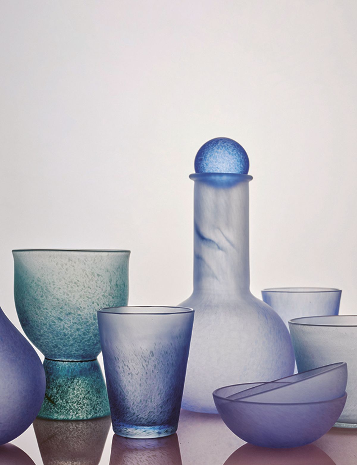 Park Sun-min’s Circular Relics Series_Blue (2024) Courtesy Solgeo Art Museum