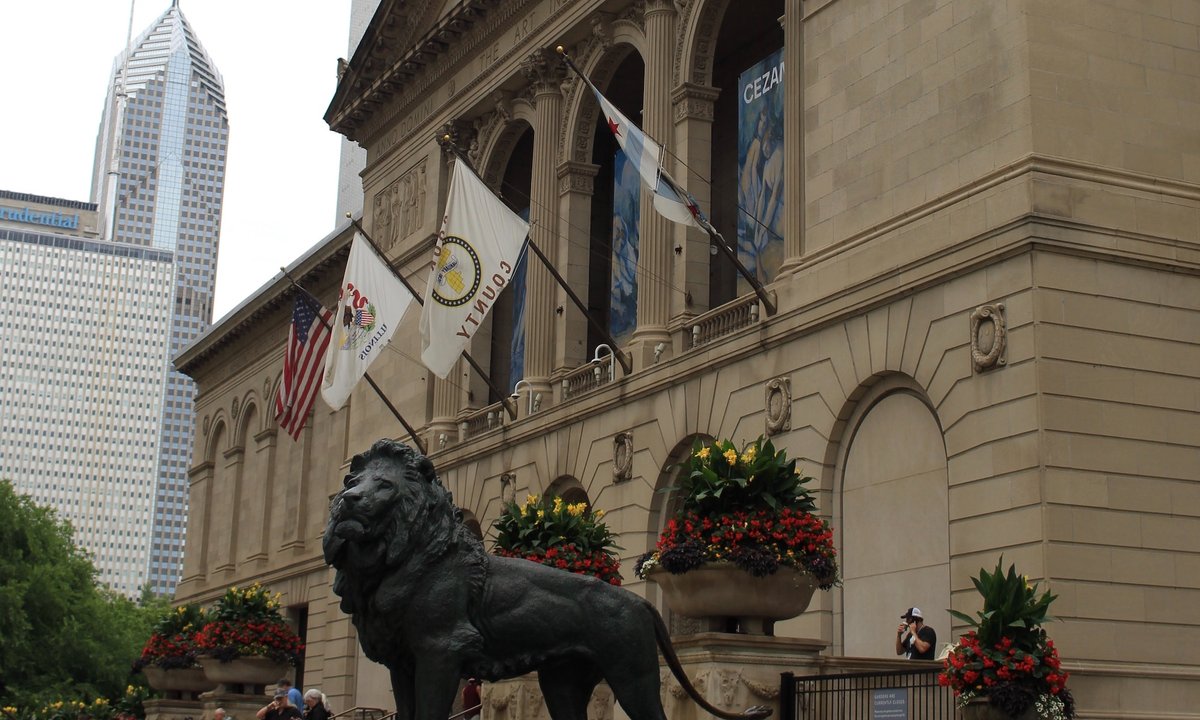 Former manager at the Art Institute of Chicago accused of stealing m from the museum Former manager at the Art Institute of Chicago accused of stealing m from the museum