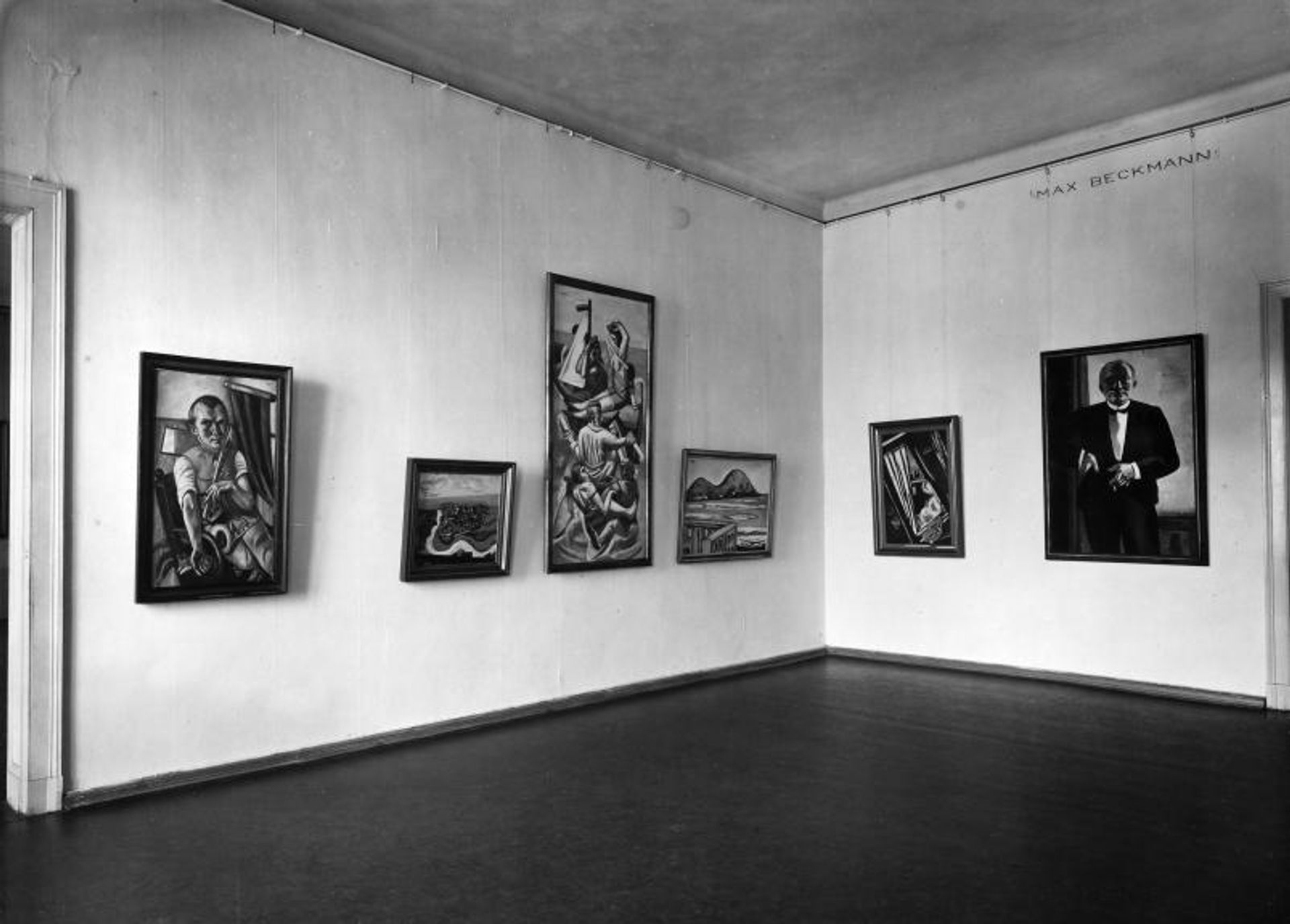 The Max Beckmann hall at the Nationalgalerie in the former Kronprinzenpalais, 1932/33 Staatliche Museen zu Berlin, Zentralarchiv; VG Bild-Kunst, Bonn, 2018
