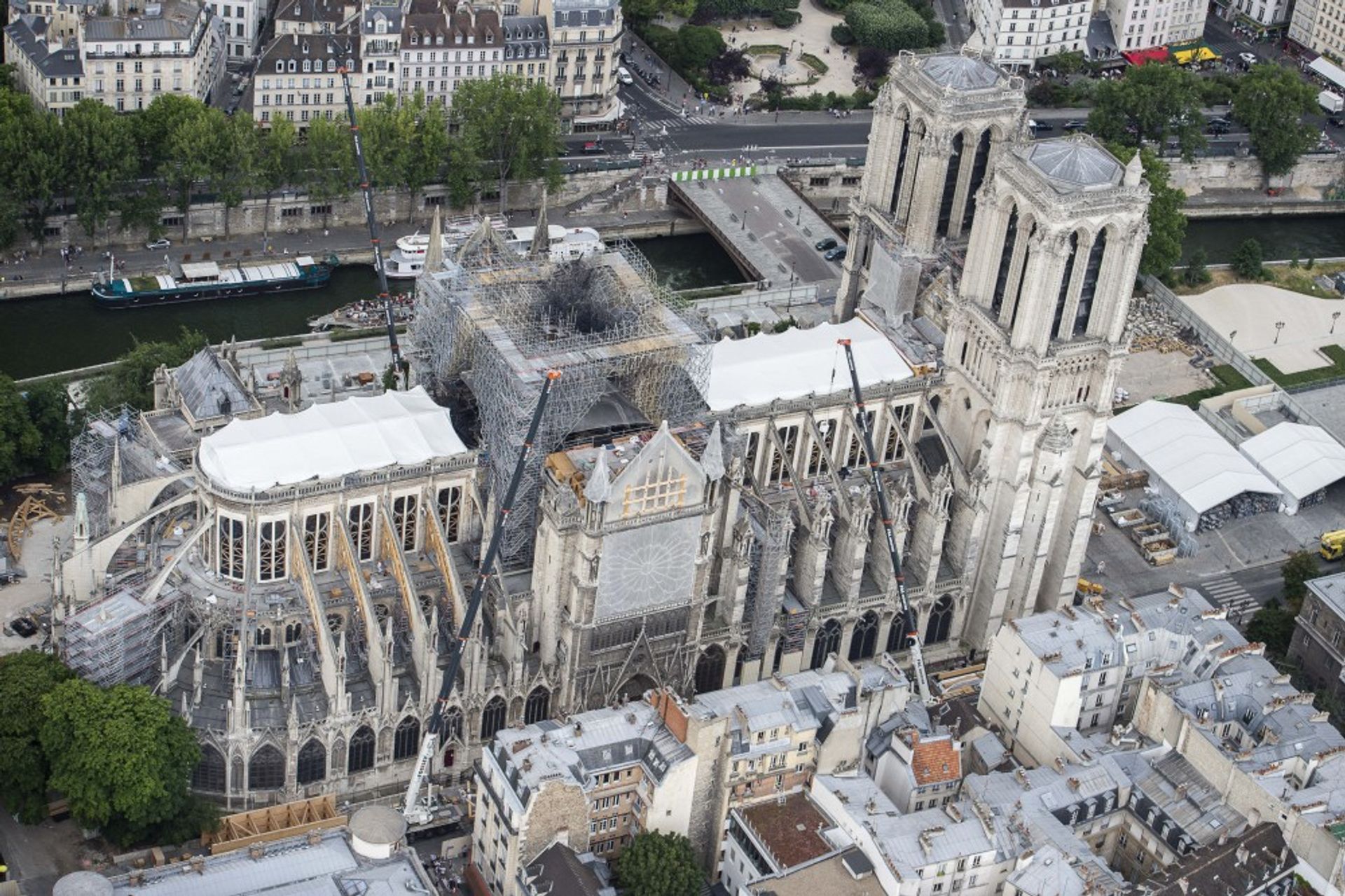 Notre Dame as it is today, with the scaffolding over the crossing ©  The Catholic Universe