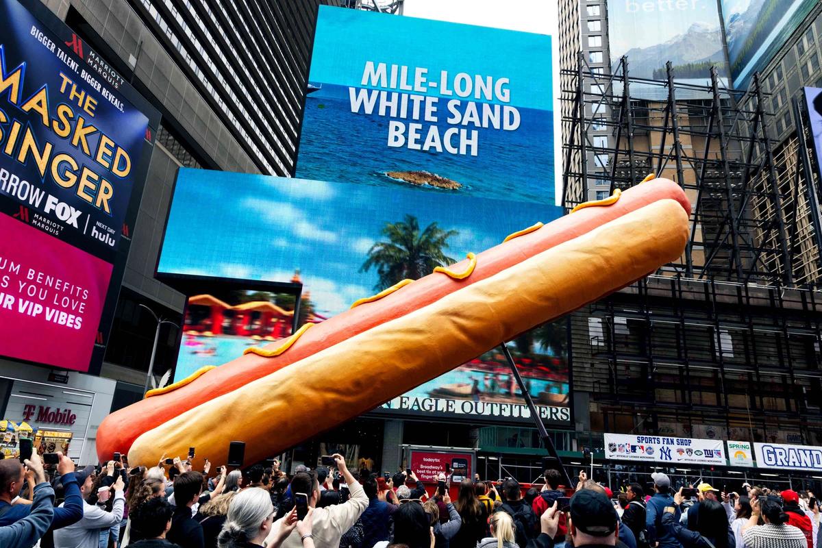 A taste of America: the playful Times Square show takes a look at—among other topics—street food vending as an immigrant experience and the patriarchy of meat eating

Photo: Steven Molina Contreras
