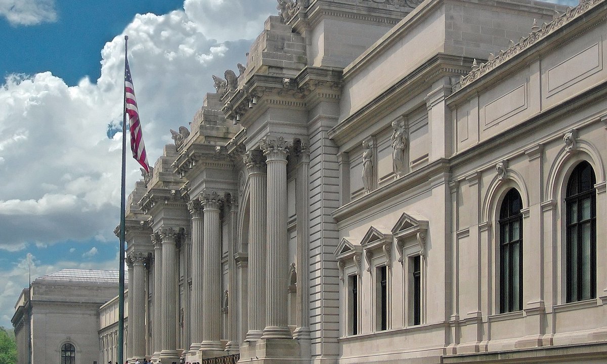 Metropolitan Museum of Art increases admission fee