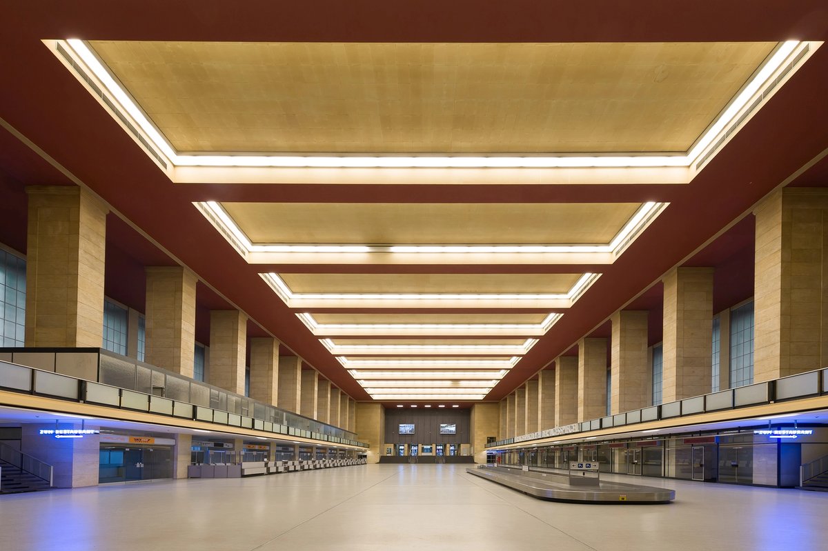 Tempelhof airport's main hall Tempelhof Projekt GmbH, www.thf-berlin.de