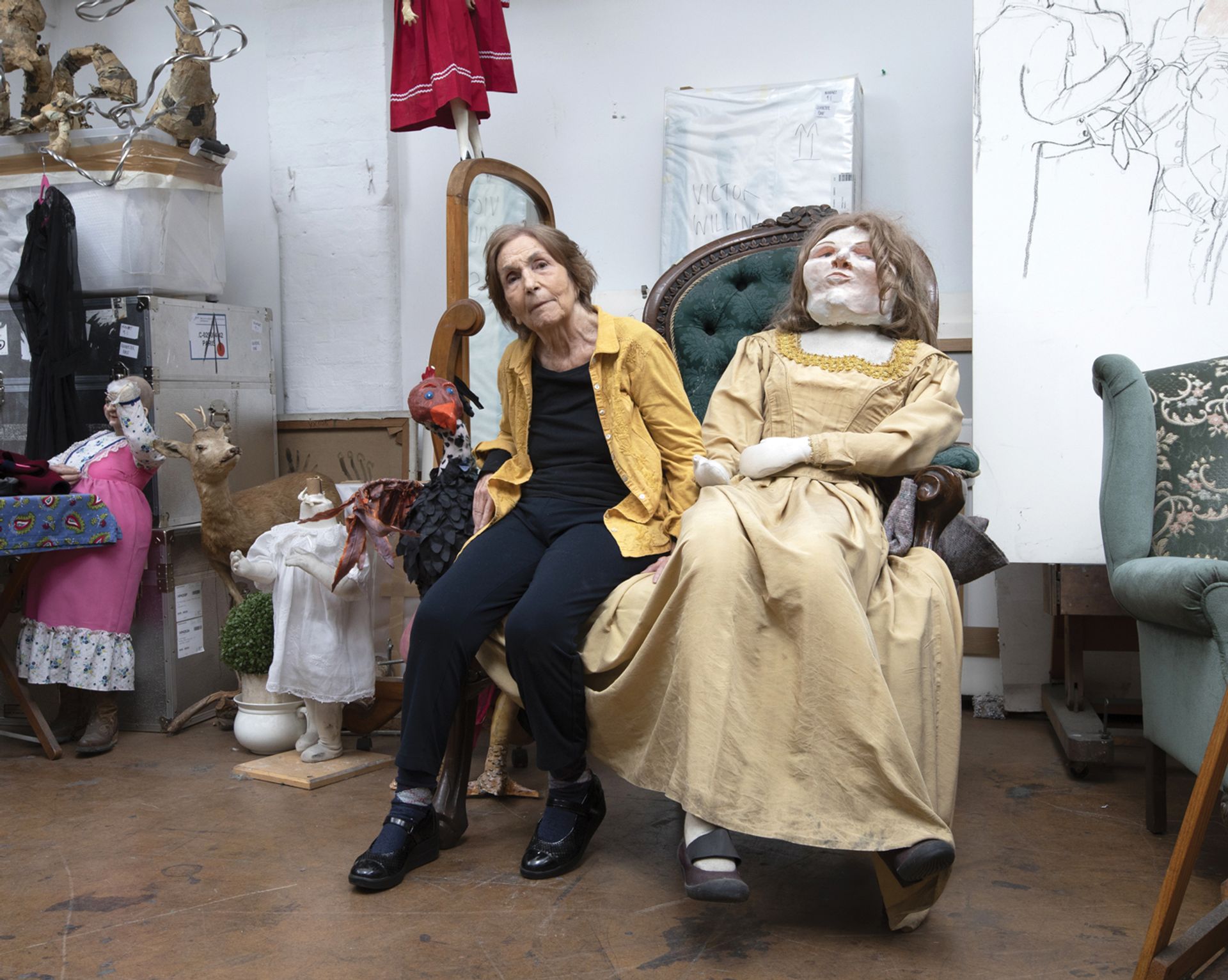 Paula Rego in her London studio in 2021 © Gautier Deblonde. Courtesy the artist and Victoria Miro