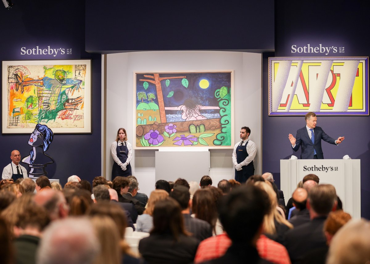 Sotheby’s auctioneer Oliver Barker fields bids on a work by Carroll Dunham from the estate of Barbara Gladstone
Image courtesy Bre Johnson/BFA.com