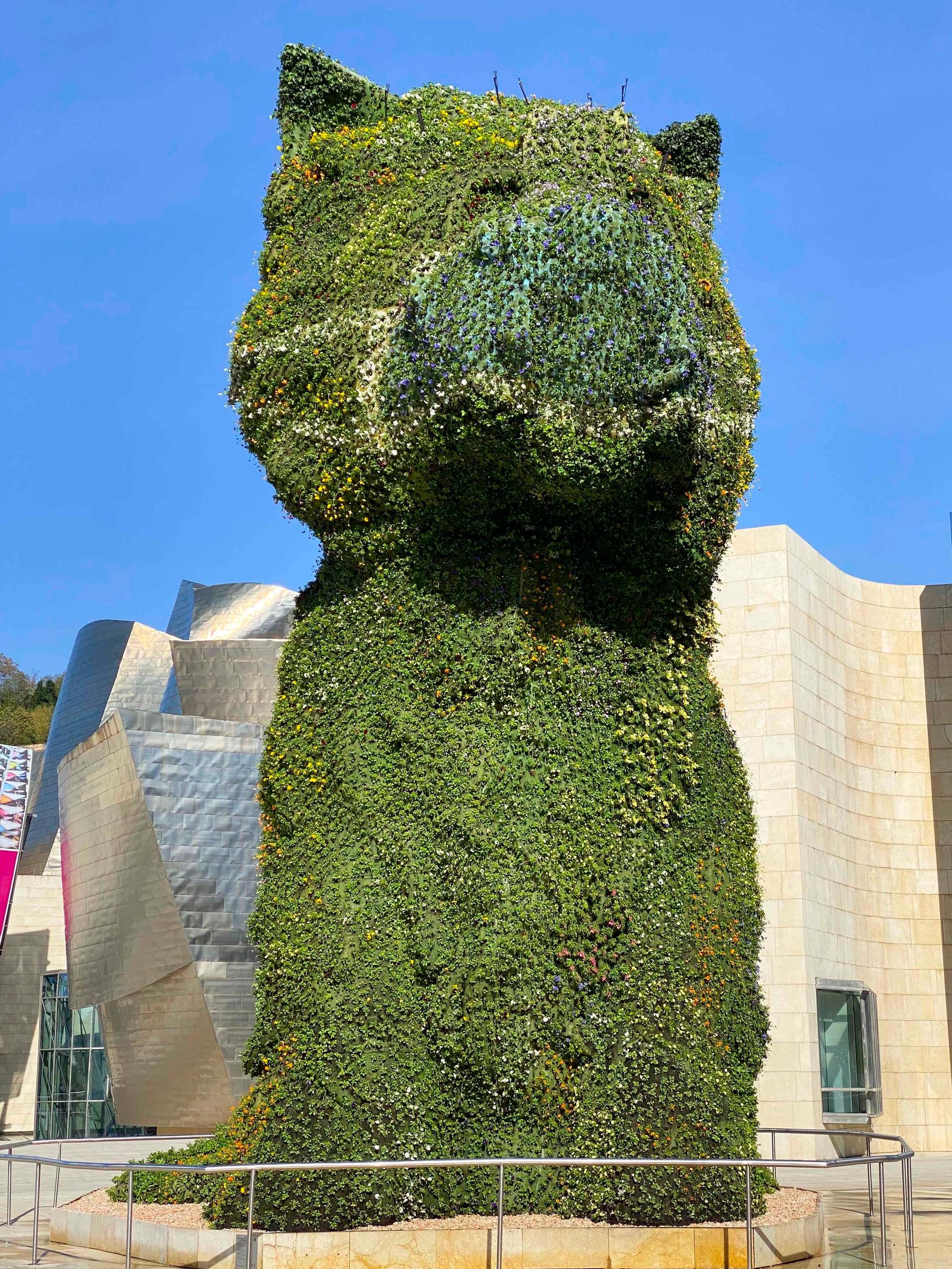 Jeff Koons, Puppy (1997) Guggenheim Museum Bilbao