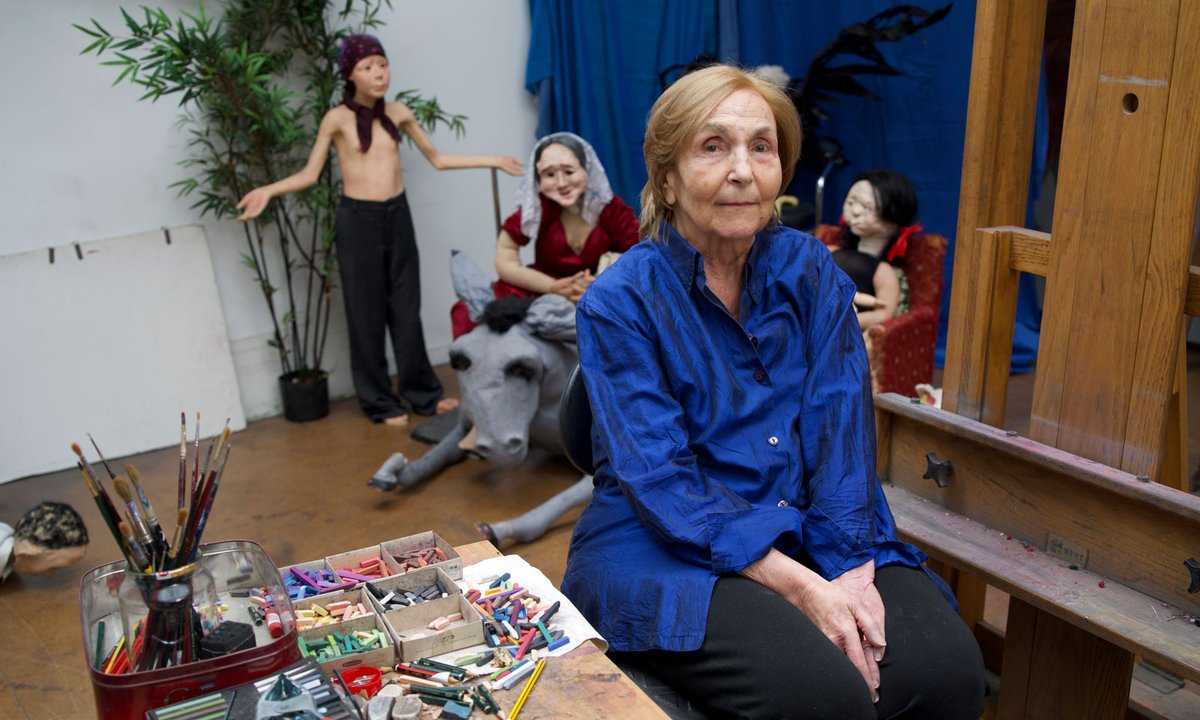 Artist Paula Rego—recognized for her legendary depictions of contemporary femininity—has died aged 87 Artist Paula Rego—recognized for her legendary depictions of contemporary femininity—has died aged 87