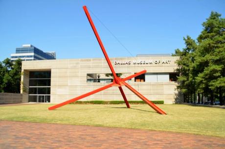  Dallas Museum of Art lays off 8% of its staff 