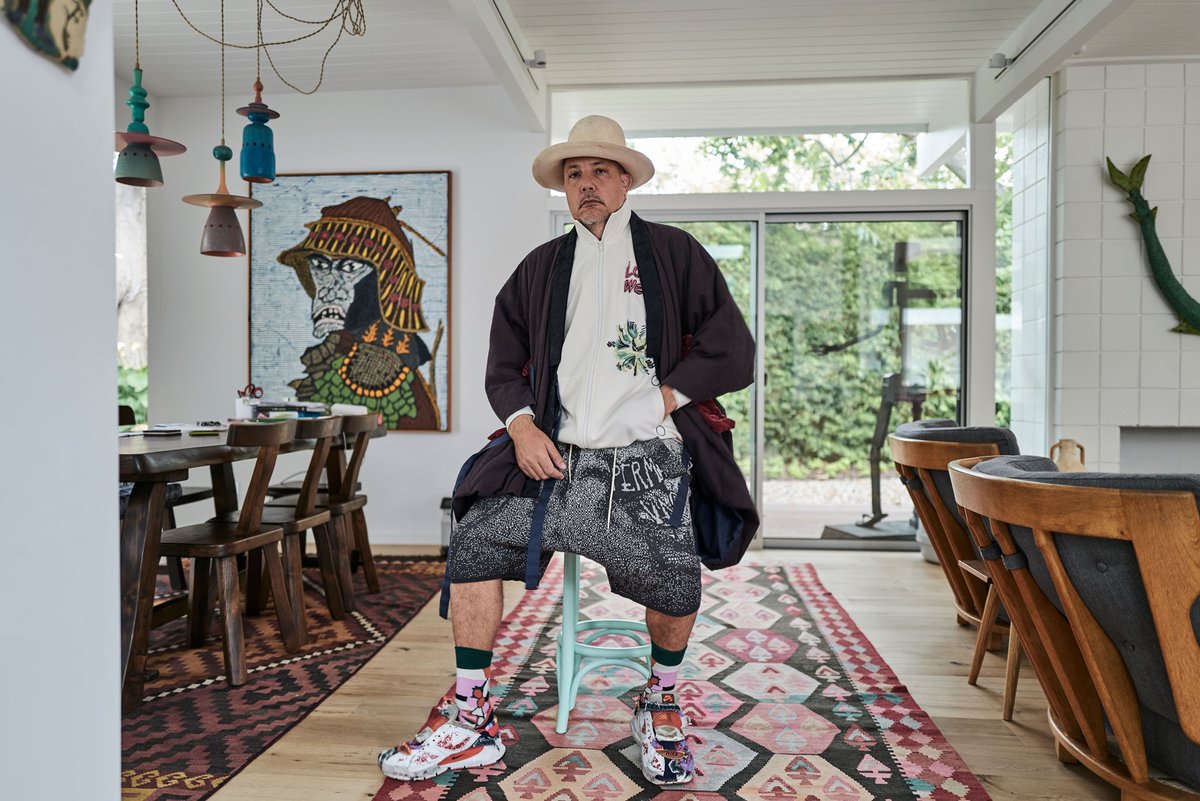 Stefan Simchowitz is launching an eponymous gallery to support the "core group" of young artists he funds and collects