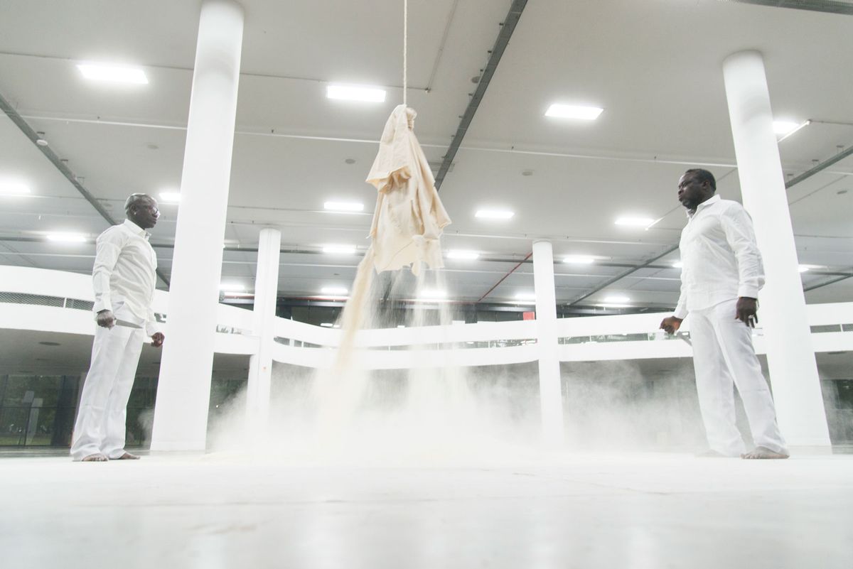 Paulo Nazareth's performance for the Vento exhibition, an early element of the 34th Bienal de São Paulo 