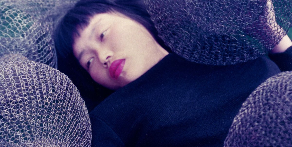 Ruth Asawa in 1951 (detail; © 2019 Imogen Cunningham Trust) Ruth Asawa in 1951 (detail; © 2019 Imogen Cunningham Trust)