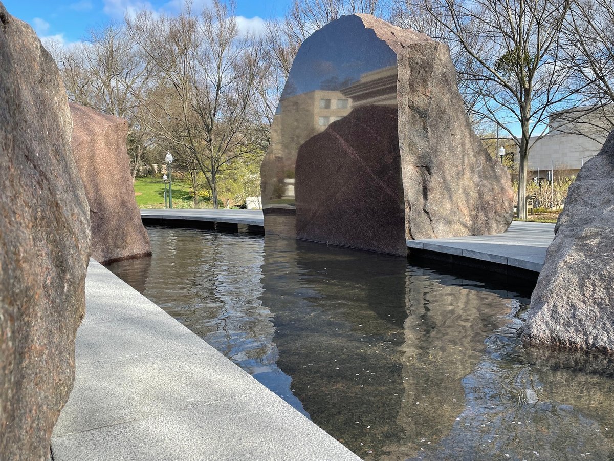 Elyn Zimmerman, Sudama (2023), American University, Washington, DC Photo ©Nord Wennerstrom, courtesy The Cultural Landscape Foundation