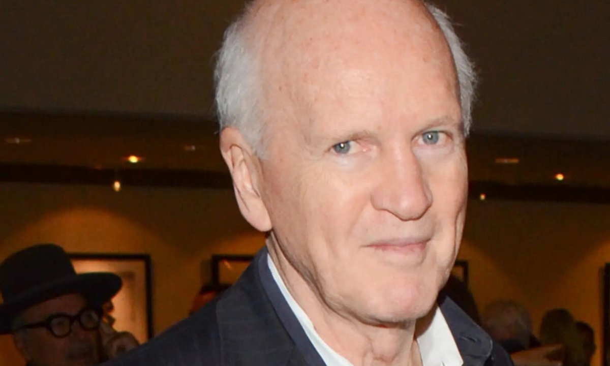 Disgraced vendor Douglas Chrismas ordered to repay .2m in income from artwork gross sales Disgraced vendor Douglas Chrismas ordered to repay .2m in income from artwork gross sales