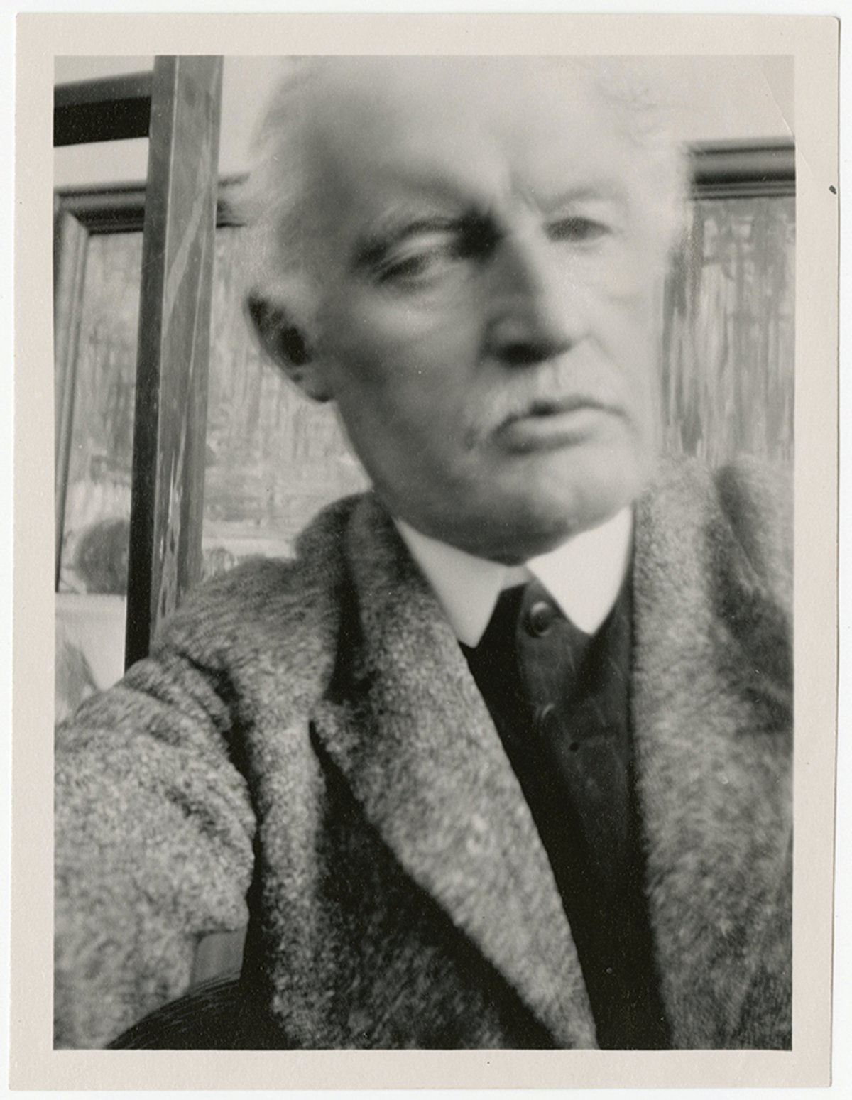 Edvard Munch, Self-Portrait in Front of ‘The Death of Marat’, Ekely, 1930
Photo: Munch Museum/Edvard Munch