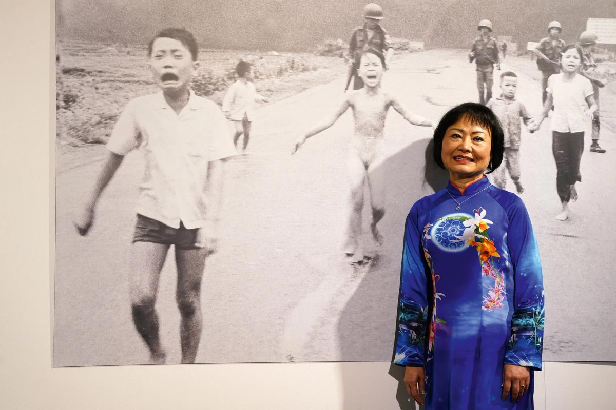 Kim Phuc at the exhibition From Hell to Hollywood in Milan, 2022. Phuc, the girl in the original photograph, refused to participate in The Stringer documentary
© 2022 Pier Marco Tacca/Getty Images