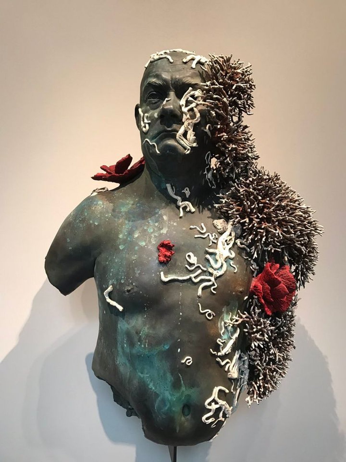 Damien Hirst appeared in the show at Palazzo Grassi as a “collector” made of bronze courtesy Science Ltd.