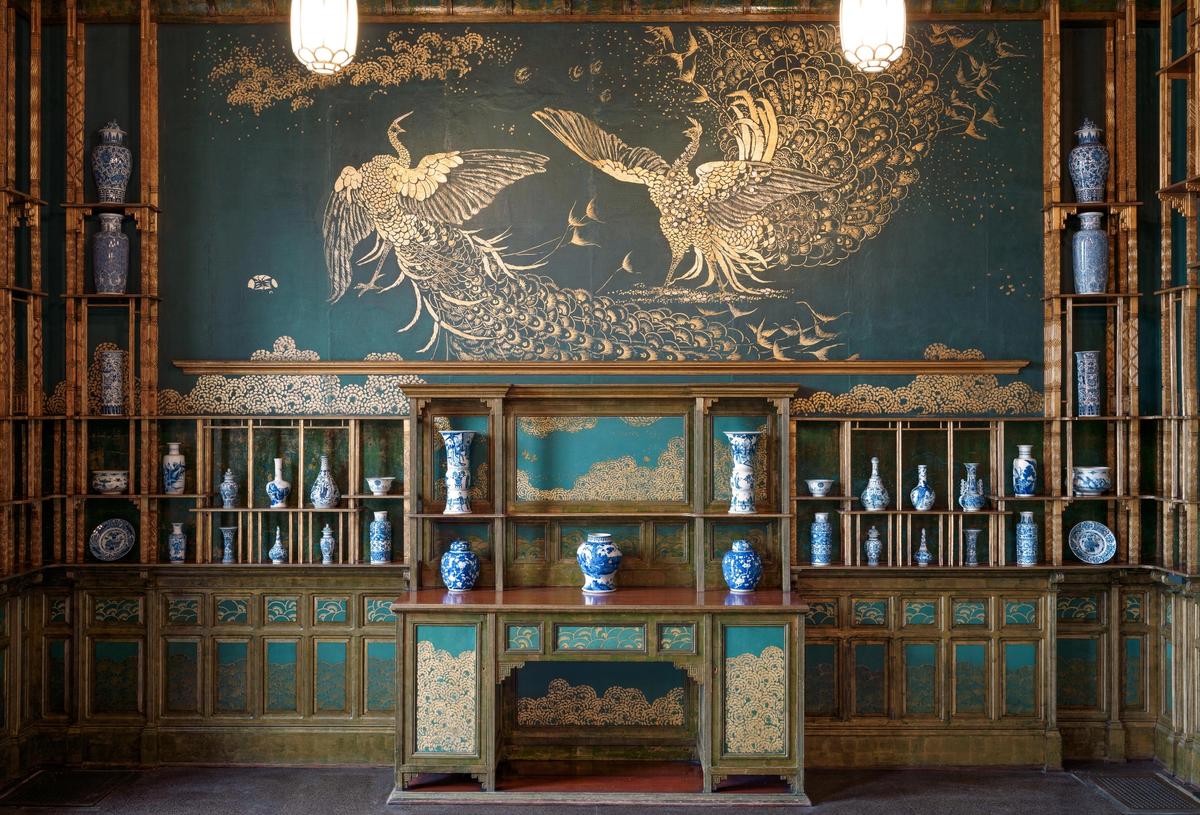 The reinstalled Peacock Room in Blue and White (1834–1903) by James McNeill Whistler. Smithsonian Institution, Freer Gallery of Art and Arthur M. Sackler Gallery