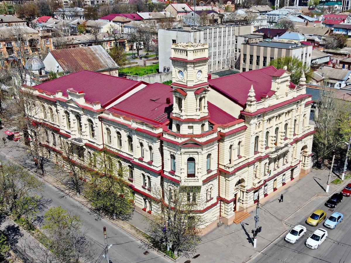 The collection of the Kherson Art Museum has reportedly been looted by Russian forces and taken it to Crimea, the Black Sea peninsula annexed by Russia in 2014. Photo: Oleksandr Malyon