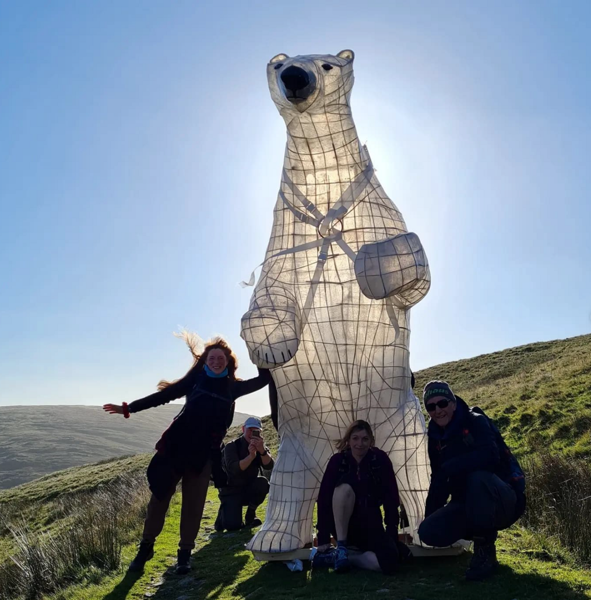 Artist Bamber Hawes carried a polar bear sculpture cross-country to the COP26 conference © bamberhawes/Instagram