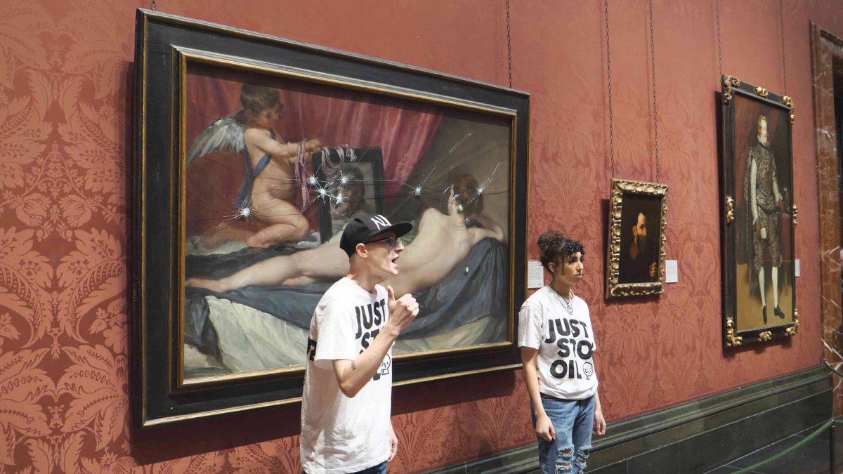 Just Stop Oil protestors attacked Diego Velázquez’s The Toilet of Venus, also known as “The Rokeby Venus”, at London's National Gallery in November 2023
Photo: Just Stop Oil