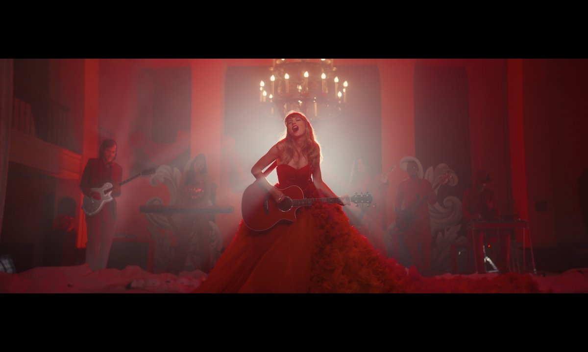 Taylor Swift’s cat portray pops up in New York museum present Taylor Swift’s cat portray pops up in New York museum present