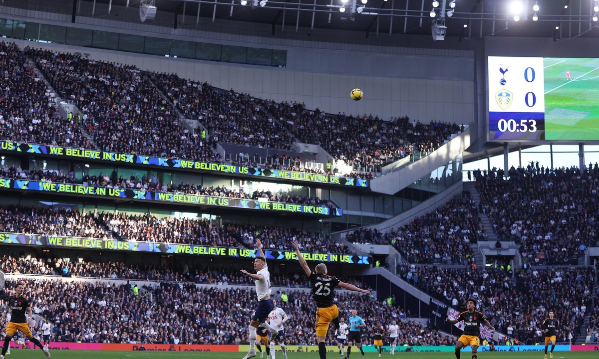 London gallery turns Premier League football match into an art installation London gallery turns Premier League football match into an art installation