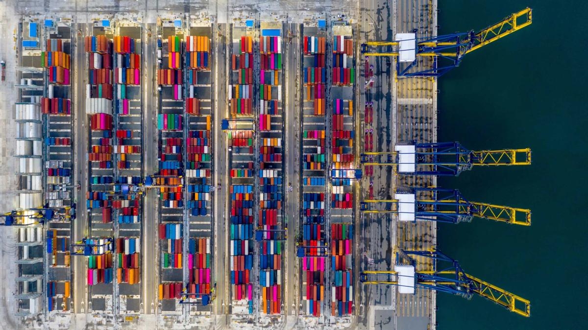 “Putting valuable items in a secure and stable place like Switzerland offers a kind of safety that’s hard to find everywhere today”
Photo: Kalyakan