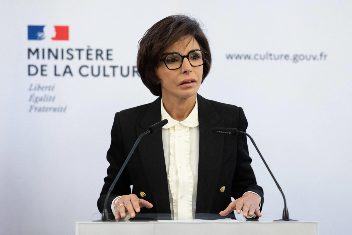 The newly appointed french culture Minister Rachida Dati during the handover ceremony in Paris on 12 January © Abaca Press/Alamy Live