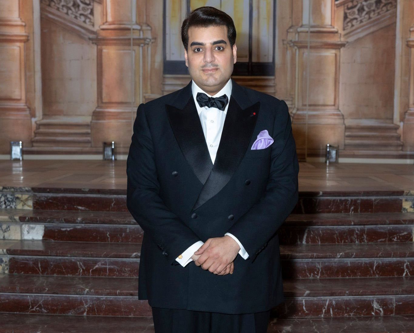 Sheikh Hamad bin Abdullah Al Thani bought the vase at the Biennale des Antiquaires 14 years ago

Photo: Luc Castel/GettyImages