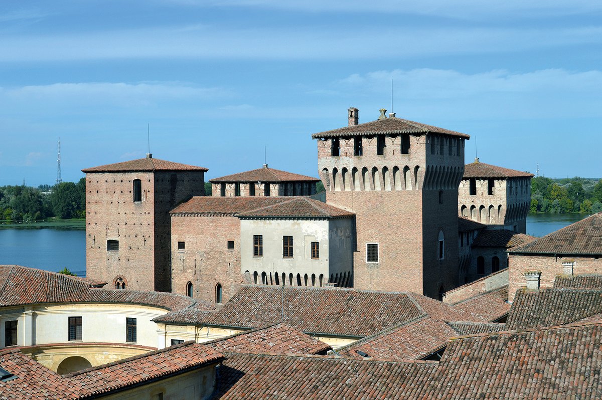 The medieval Castello di San Giorgio is a key element in the 35,000-square-meter complex
Su concessione del Ministero della Cultura – Palazzo Ducale di Mantova
