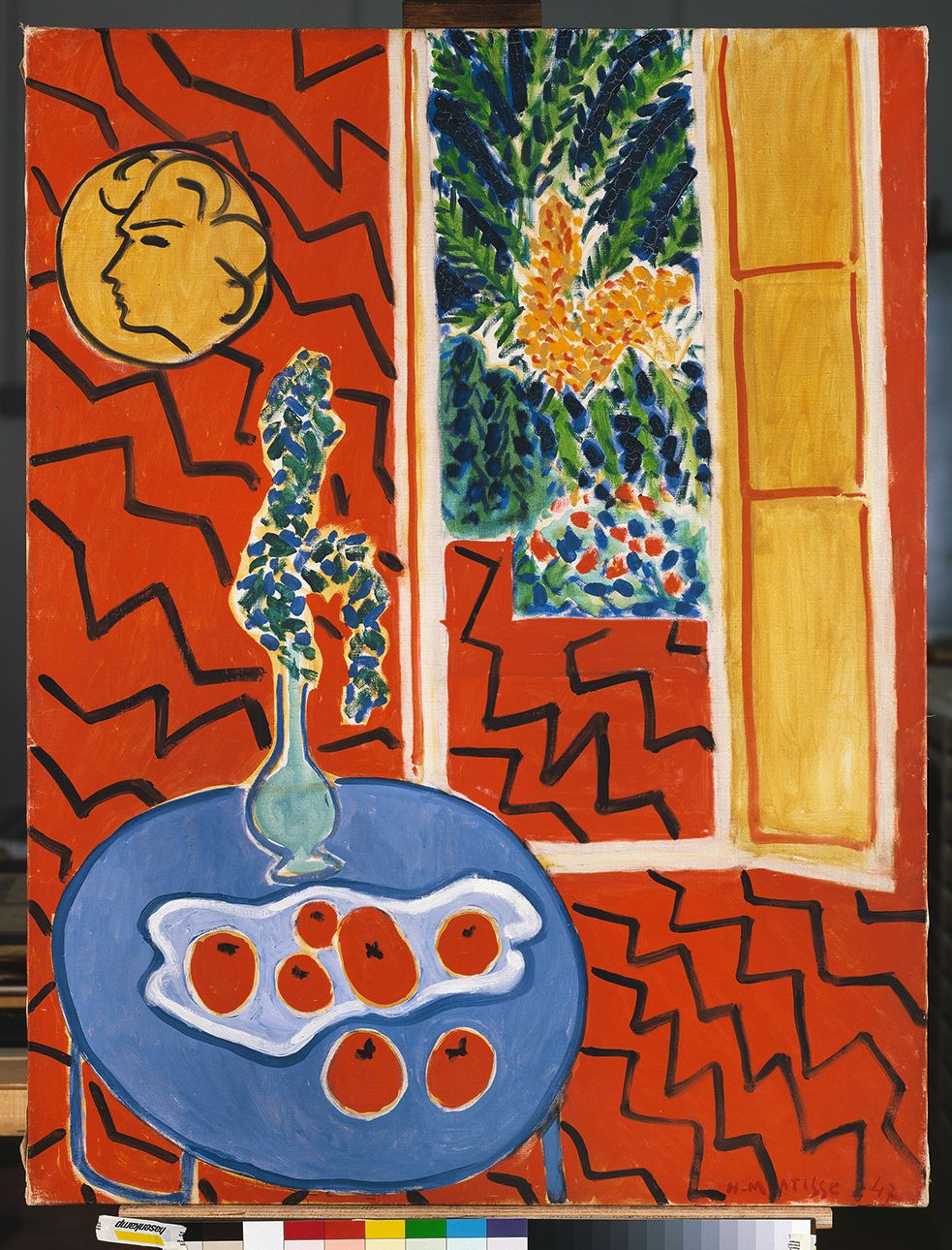 Henri Matisse’s Intérieur rouge, nature morte sur table bleue (1947) from the Grand Palais show © BPK, Berlin, Dist. GrandPalaisRmn/Walter Klein