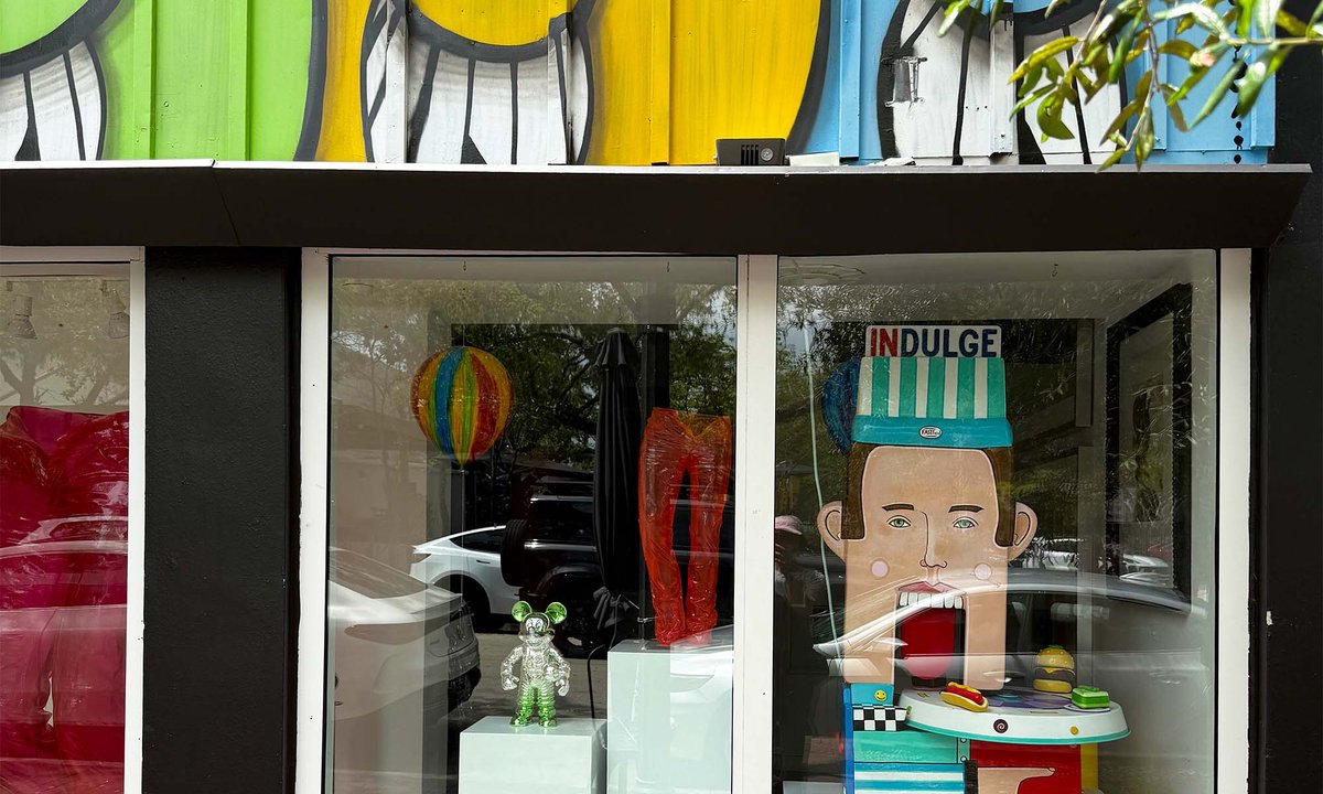 Miami dealer charged with hawking fake Warhols