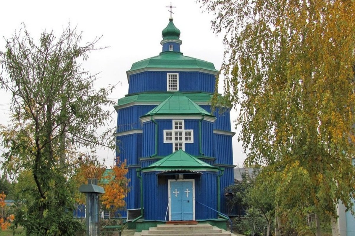 The Holy Presentation Church was built in 1725 using oak from the Perevolochna fortress of the Zaporizhzhian Cossacks
Photo: Wikimedia Commons