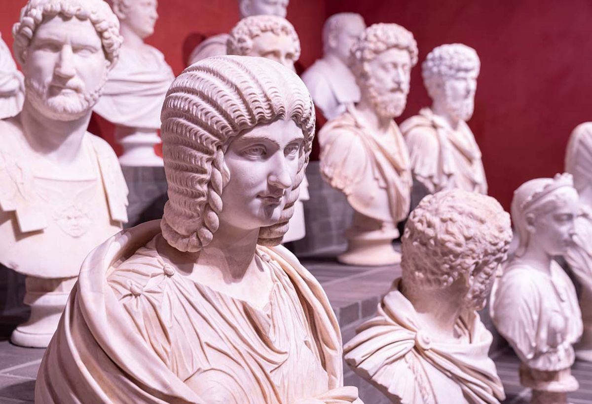 Busts in The Torlonia Marbles: Collecting Masterpieces exhibition at the Musei Capitolini in Rome Photo: Oliver Astrologo © Fondazione Torlonia, Electa, Bvlgari