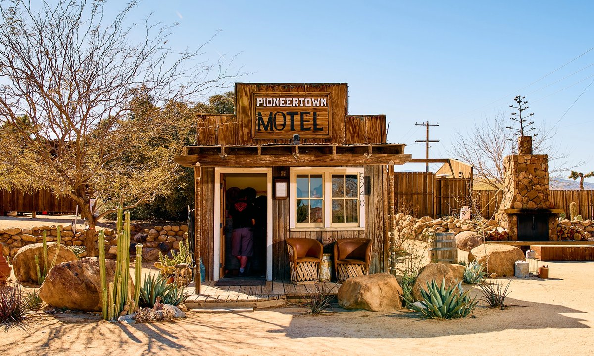 Art crowd saddles up at the High Desert Art Fair – The Art Newspaper Art crowd saddles up at the High Desert Art Fair – The Art Newspaper