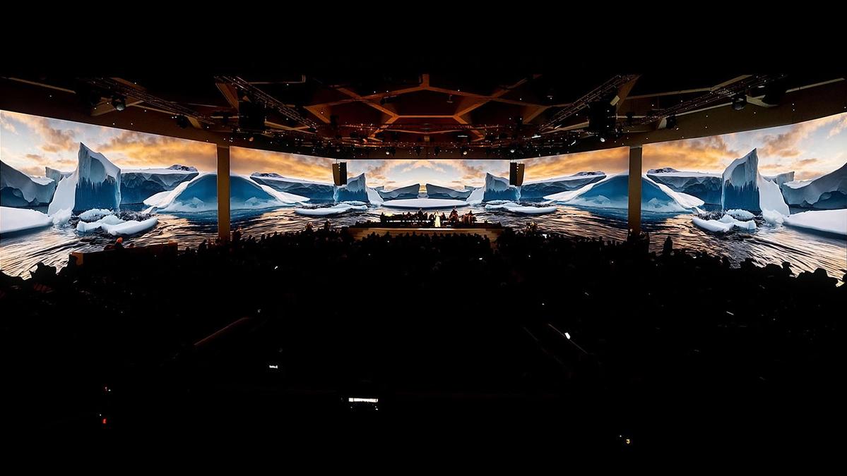 A previsualisation by Refik Anadol Sudio of the opening concert of the World Economic Forum's Annual Meeting 2025. The concert will merge Anadol's AI-generated immersive visuals from Large Nature Model: Glacier with electronic soundscapes and orchestral music Refik Anadol Studio, 2024