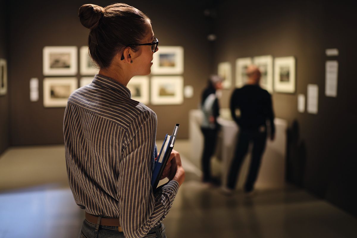 Increased debt, grade inflation and AI are making it harder for graduates to break into the art world

Evgenii Chernetcov