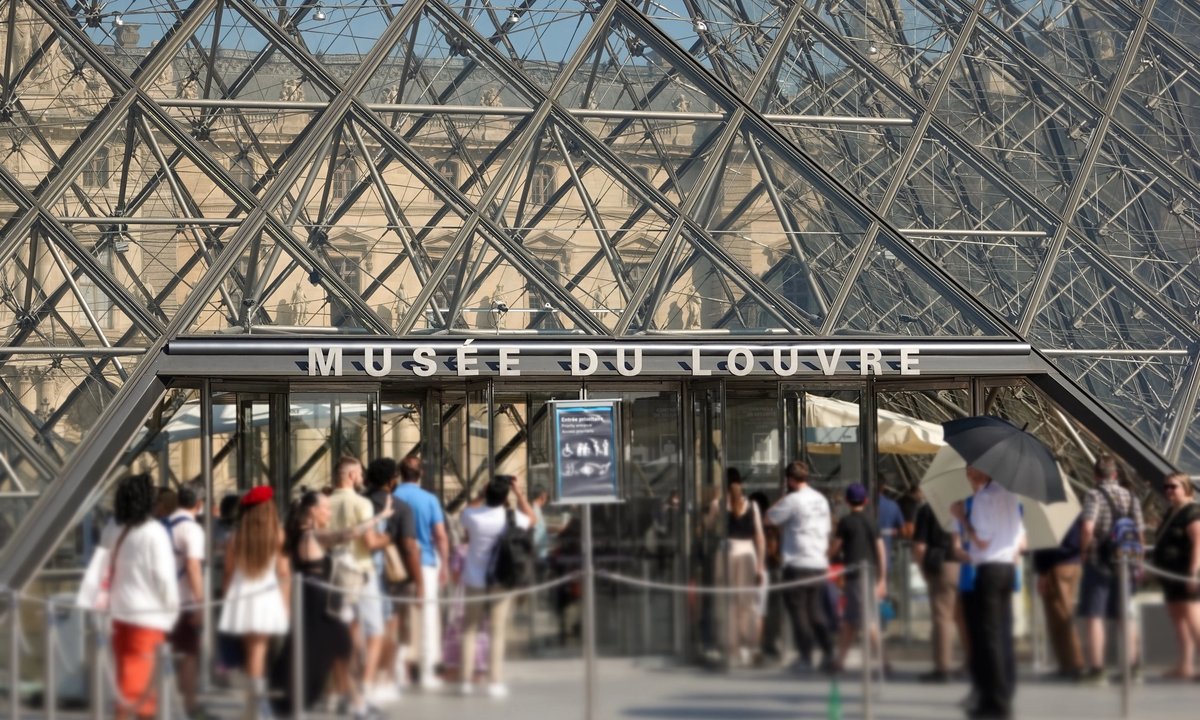 French Museums Under Siege: Parliamentary Report Demands Radical Overhaul After Louvre Heist