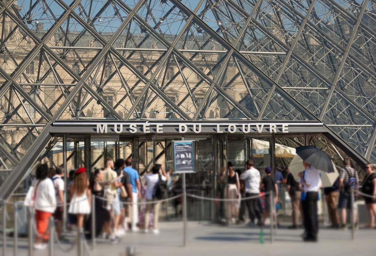 Eight of the French Crown Jewels were stolen from the Louvre, the world's most visited museum, in broad daylight in October 2025,.
Photo: Romain P19. Courtesy Adobe Stock.