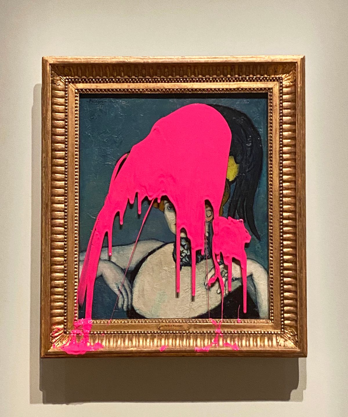Pablo Picasso's L'hétaïre (1901) splattered with pink paint following an action by a Last Generation Canada activist on 19 June Courtesy Last Generation Canada