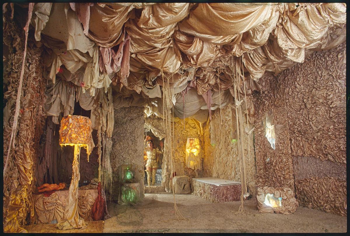 Colette, The Living Environment (transformation) (1981), photo edition of 150