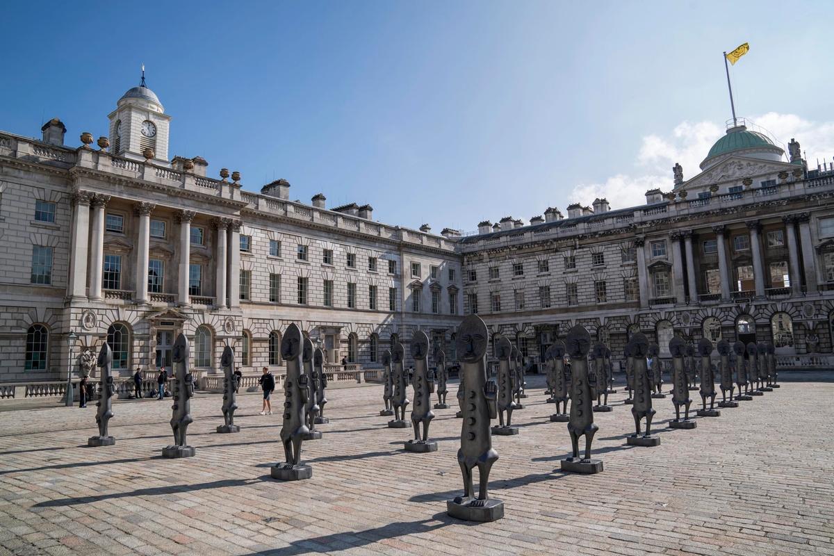 The Courtauld Institute shares Somerset House with the 1-54 Contemporary African Art Fair every October, which includes a courtyard commission like this one by Zak Ové (Black and Blue: The Invisible Man and the Masque of Blackness, 2016) © Victor Raison