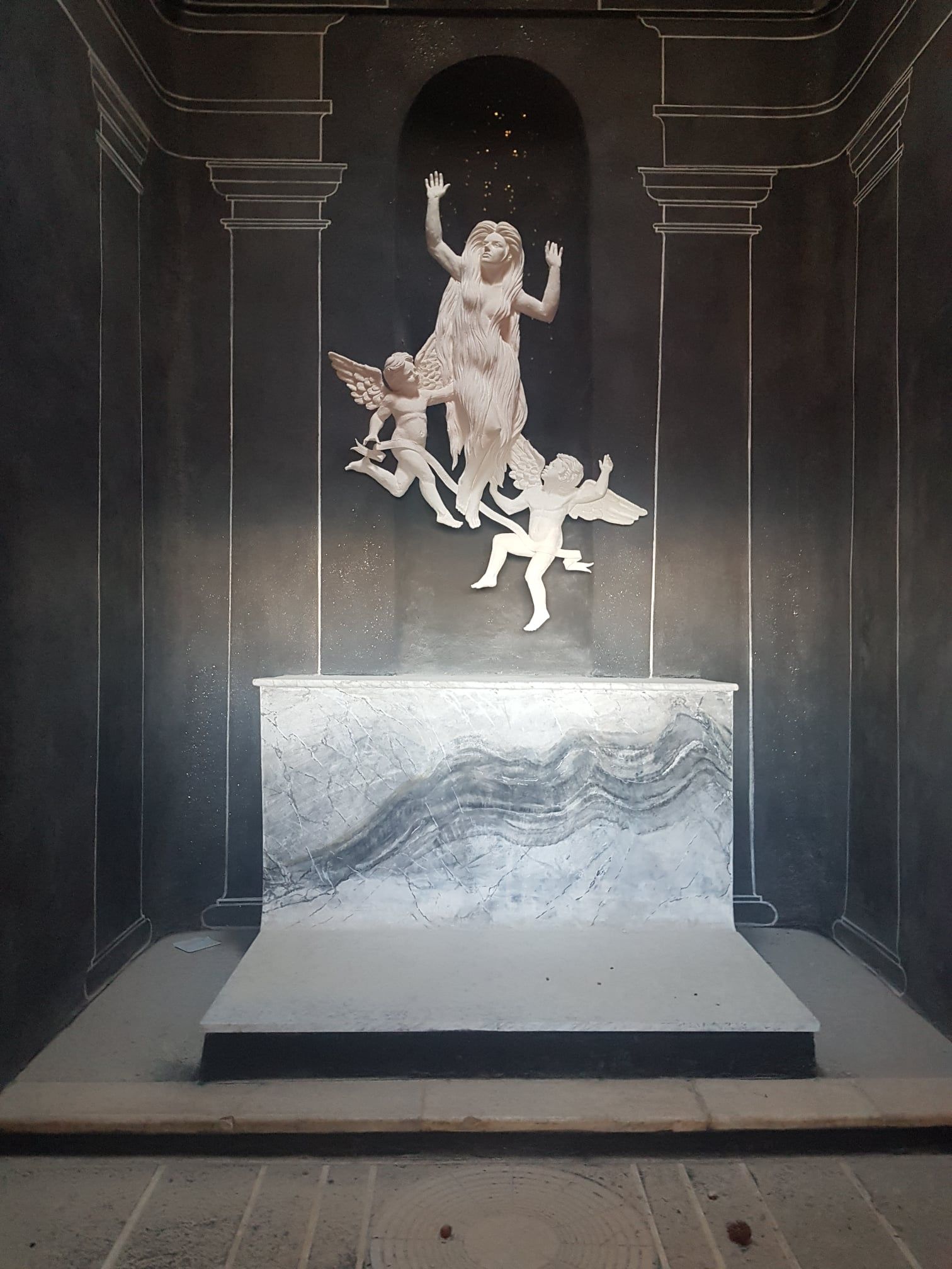 The statue of Mary Magdalene in the chapel of Saint Pilon in southeast France before it was destroyed © Les Saints de Provence/Facebook