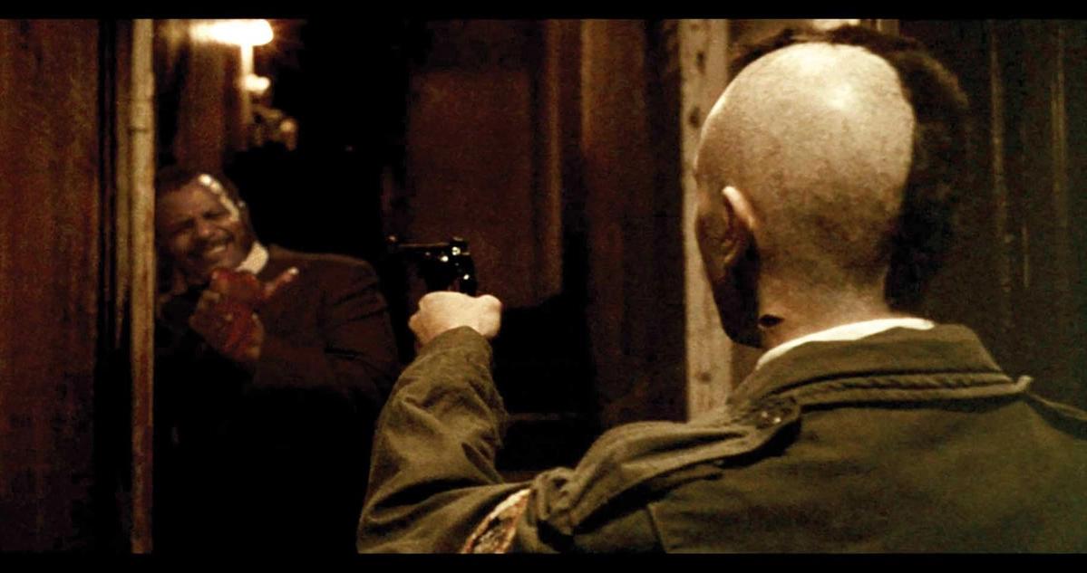 In BG, Arthur Jafa’s reinterpretation of Taxi Driver, Travis Bickle’s white victims are replaced with Black characters
© Arthur Jafa, courtesy of the artist and Gladstone Gallery