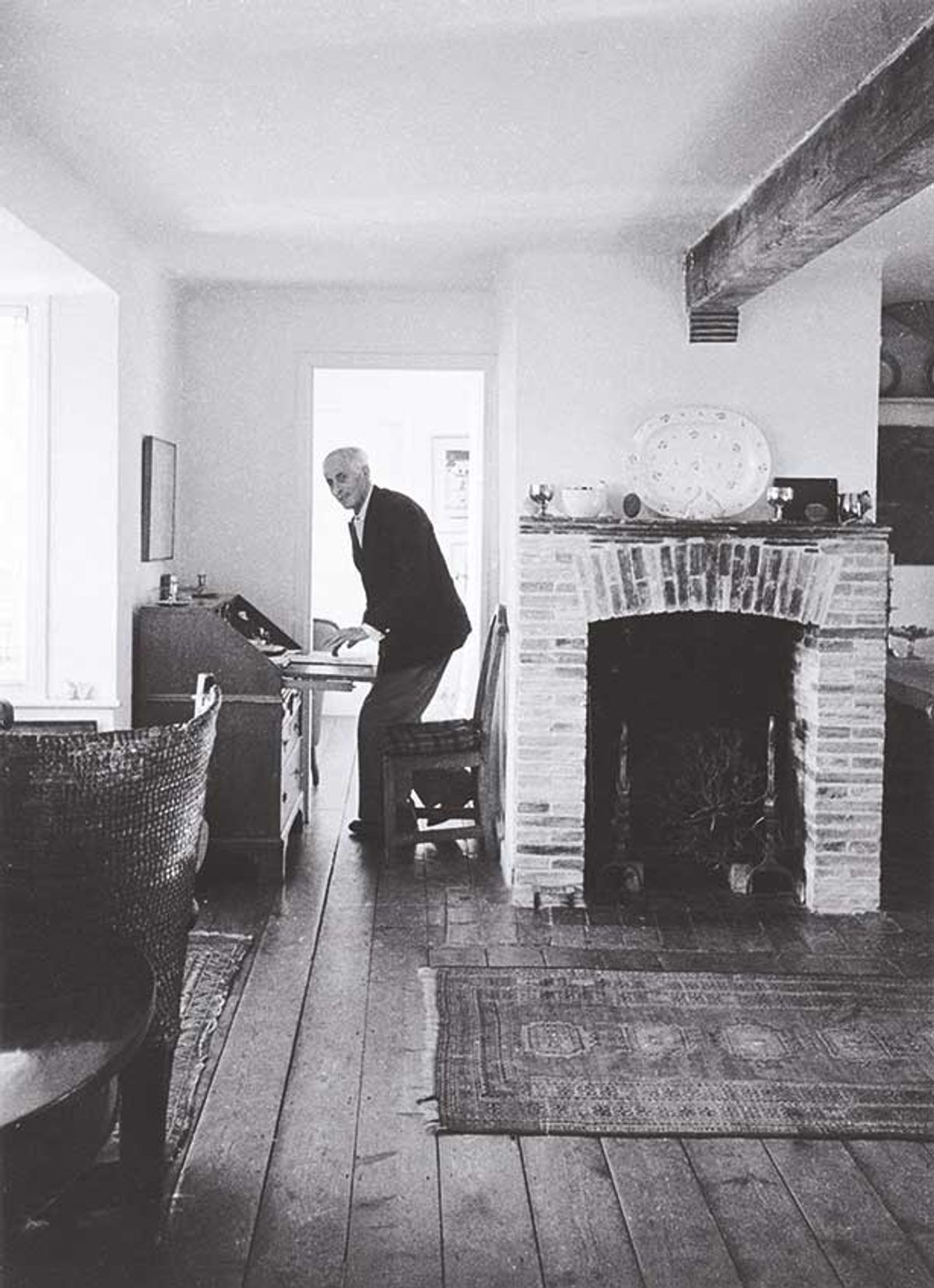 Jim Ede in the dining room at Kettle’s Yard, University of Cambridge
Photo: public domain