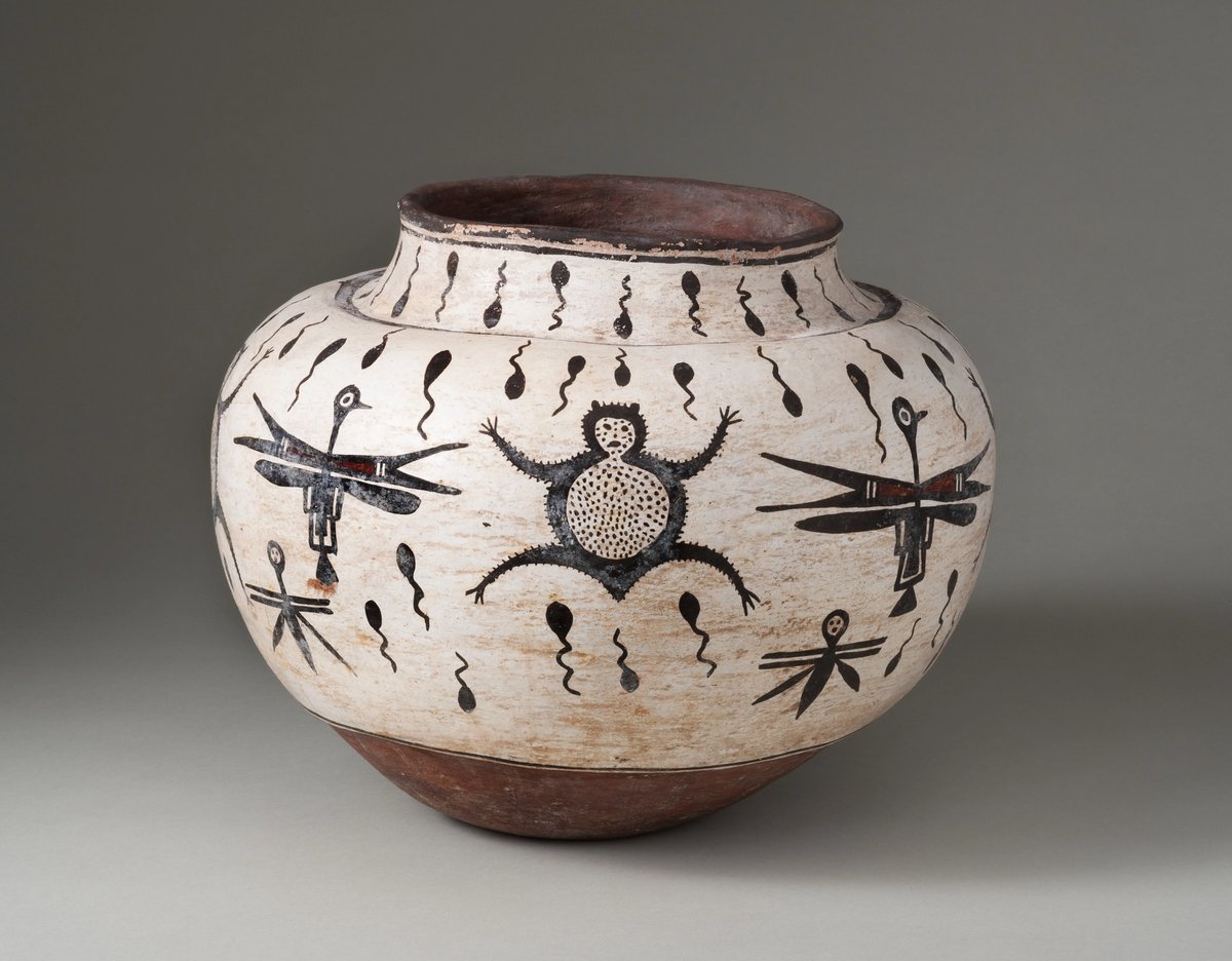 Zuni Pueblo, Olla (Water Jar) (around 1920). Probably by Catalina Zunie. Courtesy The Barnes Foundation, Philadelphia.