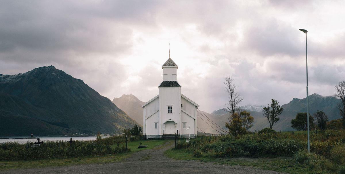 Gimsøy Church in Lofoten © Photo: Michael Miller