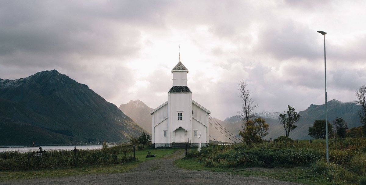 Gimsøy Church in Lofoten © Photo: Michael Miller